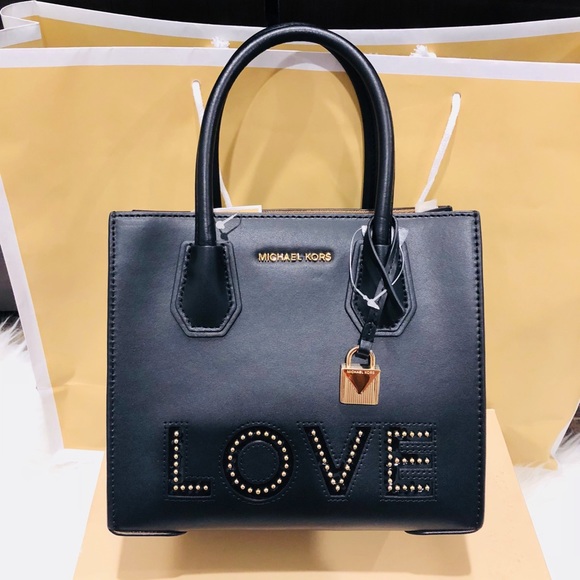 MICHAEL Michael Kors Handbags - ⭐️⭐️Michael Kors Leather Love ❤️ Crossbody⭐️⭐️